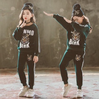 Oder bộ nhung cho bé gái