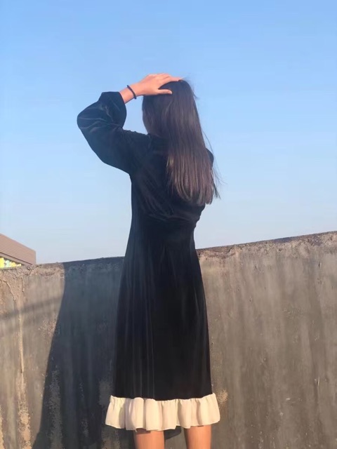 Váy nhung dáng dài xoè cổ bèo nơ vintage