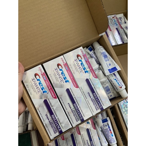 Bộ sản phẩm trắng răng Crest 3D White