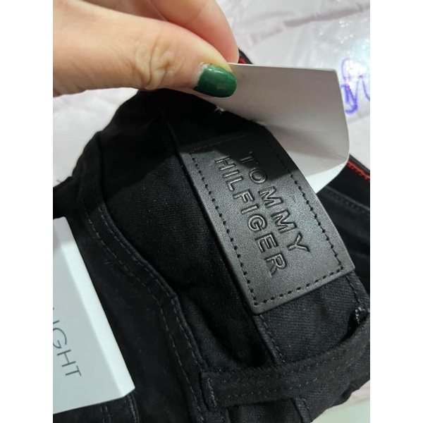 Quần tommy dáng skinny đen tuyền
