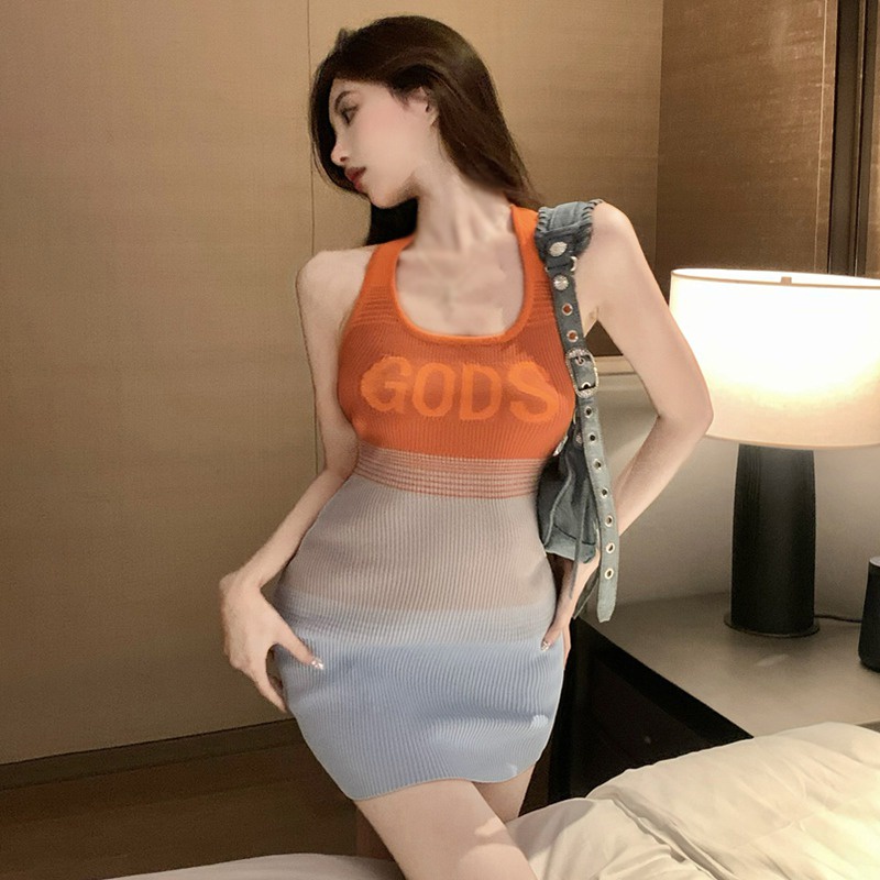 Đầm Dệt Kim Sát Nách Hở Lưng Ôm Dáng Họa Tiết Kẻ Sọc Cầu Vồng Phong Cách Hàn Quốc Cho Nữ