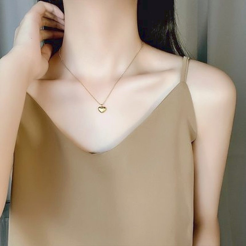 Vòng Cổ Choker Hình Trái Tim Bằng Thép Không Gỉ Màu Vàng Thời Trang Có Thể Điều Chỉnh Cho Nữ