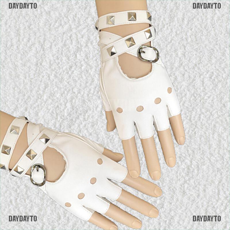 Găng Tay Da Hở Ngón Đính Đinh Tán Phong Cách Punk Dành Cho Nữ