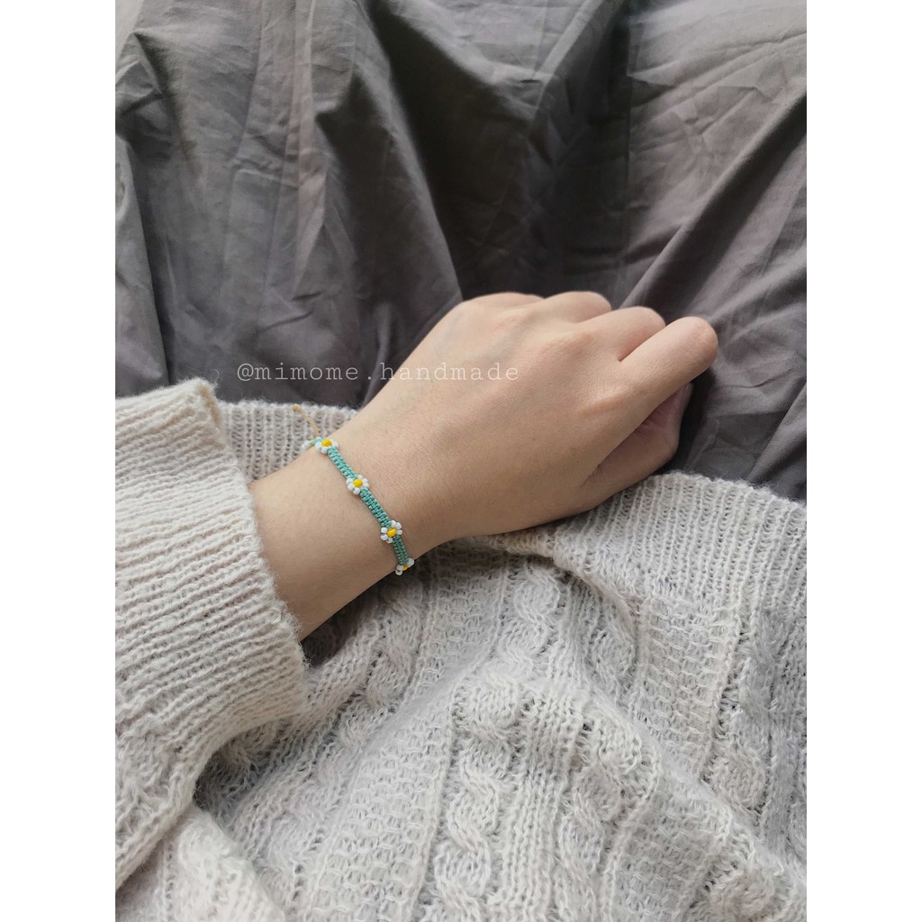 Vòng daisy miyuki phối hạt hoa trắng đục ( chọn màu)