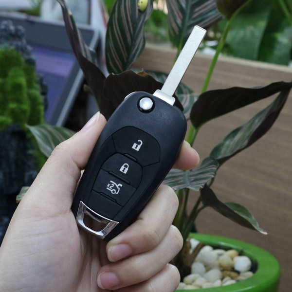 Vỏ chìa khóa Chervolet Cruze Colorado 3 nút