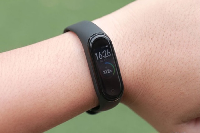 Vòng đeo tay thông minh Xiaomi Mi Band 4 Bản Quốc Tế - Chính hãng Digiworld phân phối - Bảo hành 12 tháng