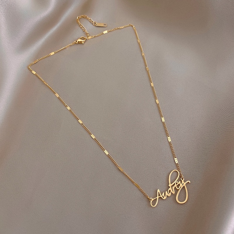Dây Chuyền Bằng Thép Titan Mạ Vàng 18K Thiết Kế Đơn Giản Thời Trang Cho Nữ