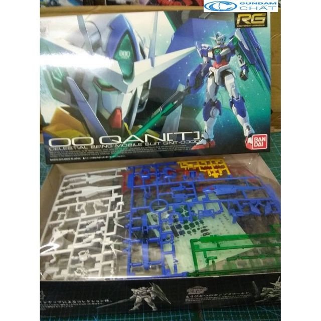 Mô hình lắp ráp Bandai RG Gundam 00 Qan[T]