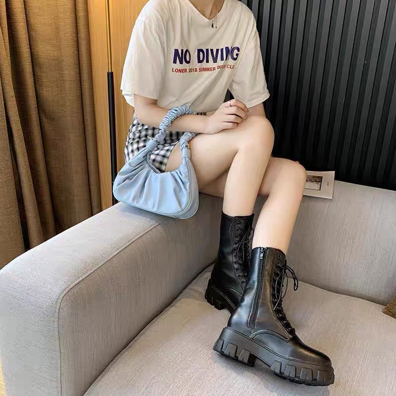 Giày Cao Cổ Nữ - Bốt Chiến Binh HOTTREND buộc dây, đế răng cưa lên dáng trẻ trung, năng động, cá tính D19 | BigBuy360 - bigbuy360.vn