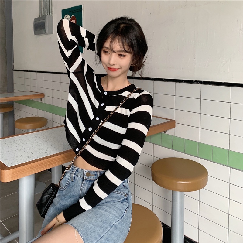 Set Áo Khoác Cardigan Dài Tay Và Đầm Hai Dây Họa Tiết Sọc Ngang Thời Trang Dành Cho Nữ