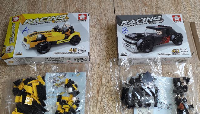 Lắp ráp 1 hộp LegoRacing siêu xe 31007 có nhiều chi tiết bằng nhựa ABS