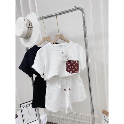 Sét bộ phông LLLVV dập nổi áo fom vừa