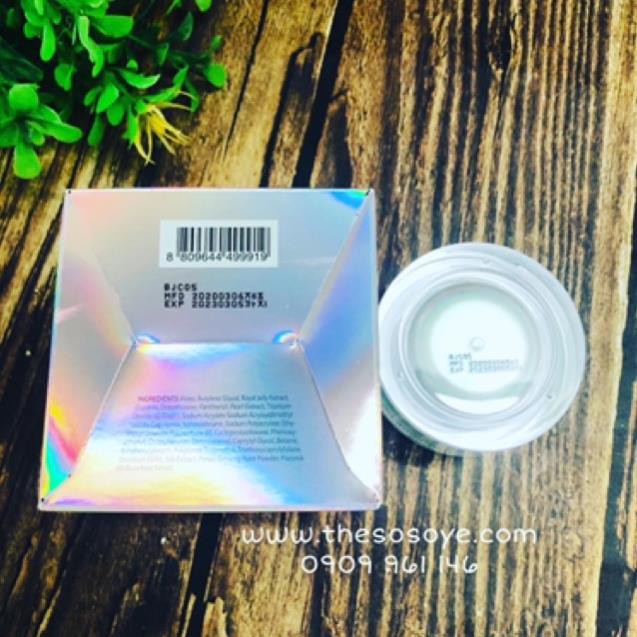 Kem Dưỡng Trắng Da và Nâng Tone Ốc Sên Goodal Premium Snail Tone Up Cream 30ml