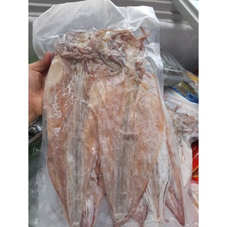 Mực khô biển Quỳnh Lưu 1kg 10 con hút chân không