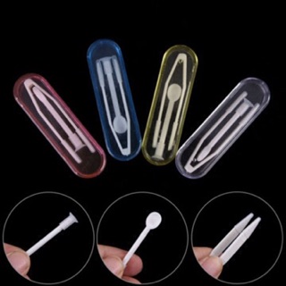 dụng cụ đeo lens