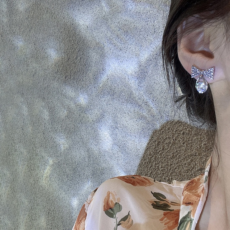 Bông Tai Đính Đá Zircon Thời Trang Sang Trọng Cho Nữ