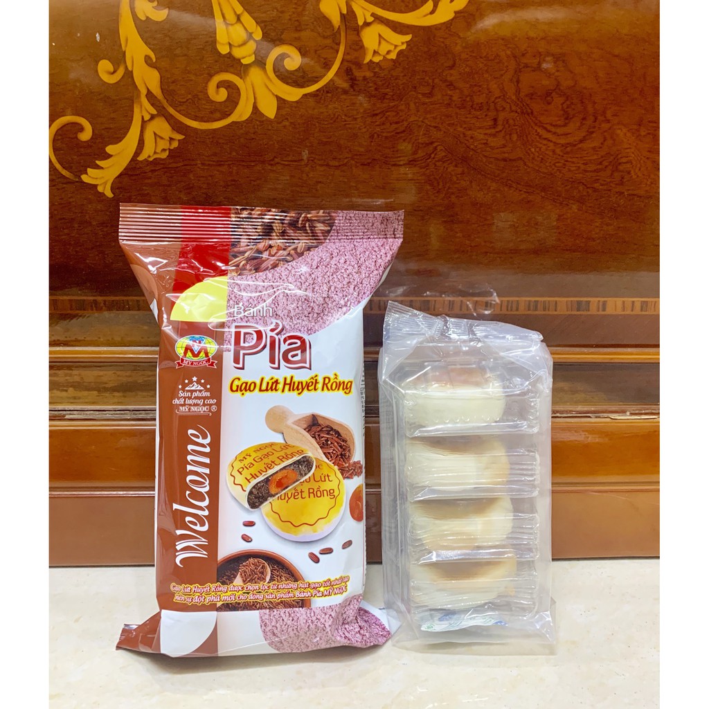 Welcome _ 240g Bánh pía GẠO LỨT HUYẾT RỒNG - Brown Rice Pia Cake 240g