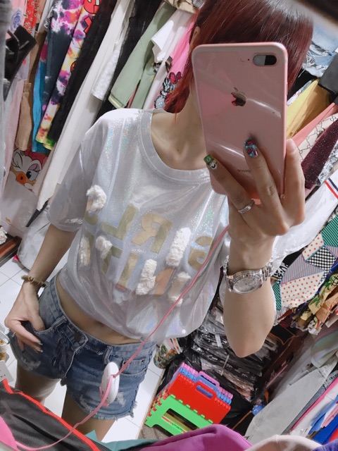 ÁO ÁNH NHŨ KIM TUYẾN CÓ CHỮ | BigBuy360 - bigbuy360.vn