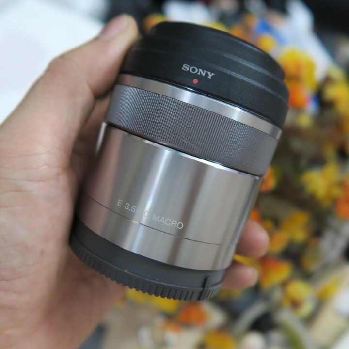 Ống kính Sony ngàm E 30f3.5 Macro