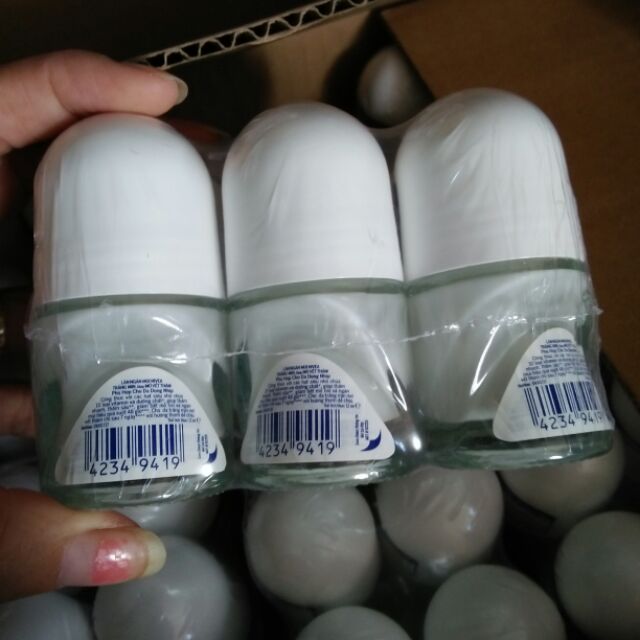 Com bo mỹ phẩm kem đánh răng