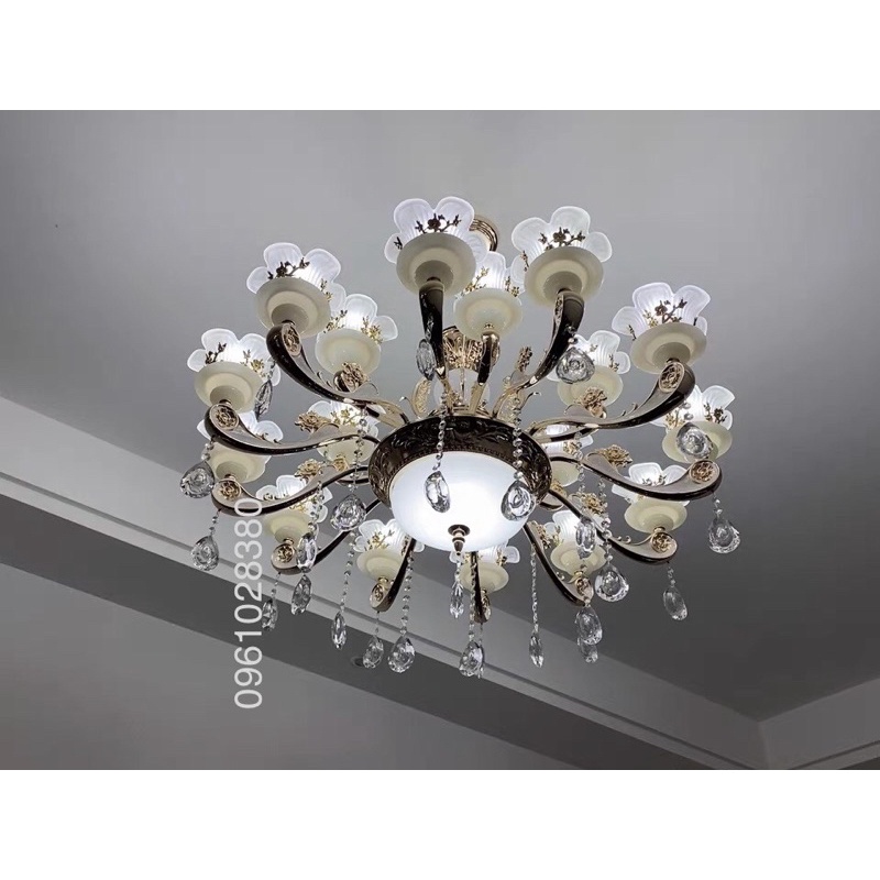 Đèn chùm 15 Tay -Tặng kèm 15 Bóng Led Tiết Kiệm Điên