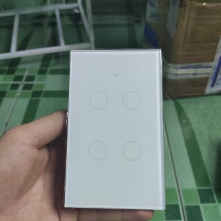 Hình thật giao ngay - Công tắc thông minh Wifi Rf433 4 nút