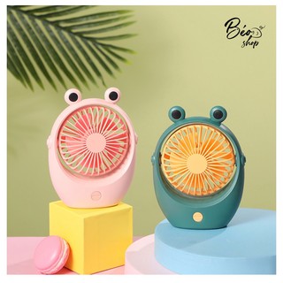 Quạt mini cầm tay , để bàn tích điện sạc USB hình ếch dễ thương