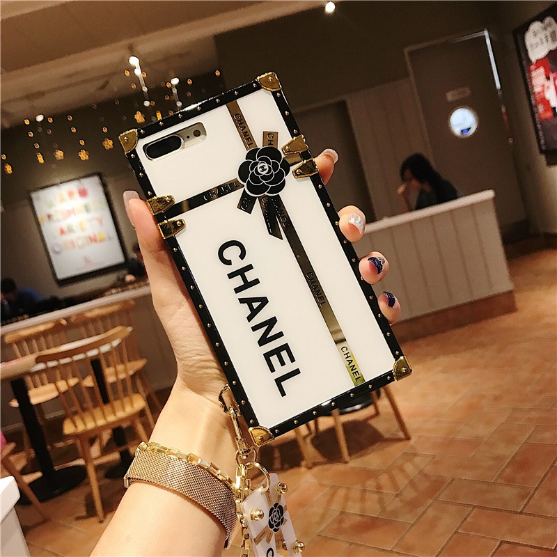 Ốp lưng Oppo A79 5G A38 A98 A96 A78 A77s A17K A17 A58 A57 A18 A95 A16 A76 A55 A54 A74 A73 Ốp điện thoại hình vuông hoa trà thời trang sang trọng có vòng đeo tay