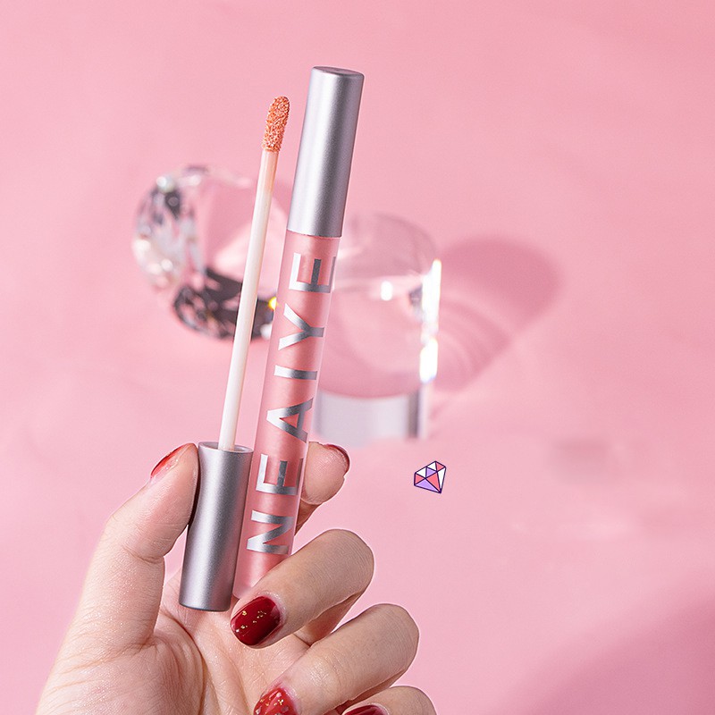 Kem bắt sáng dạng lỏng màu ngọc trai lấp lánh | BigBuy360 - bigbuy360.vn