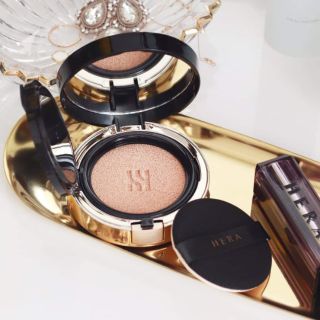Sét Phấn Nước Hera + 1 lõi 15g