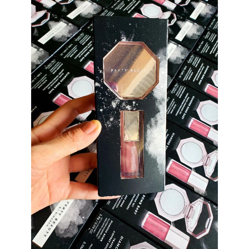 Combo phấn bắt sáng và son bóng Fenty Beauty( son ysl 139)