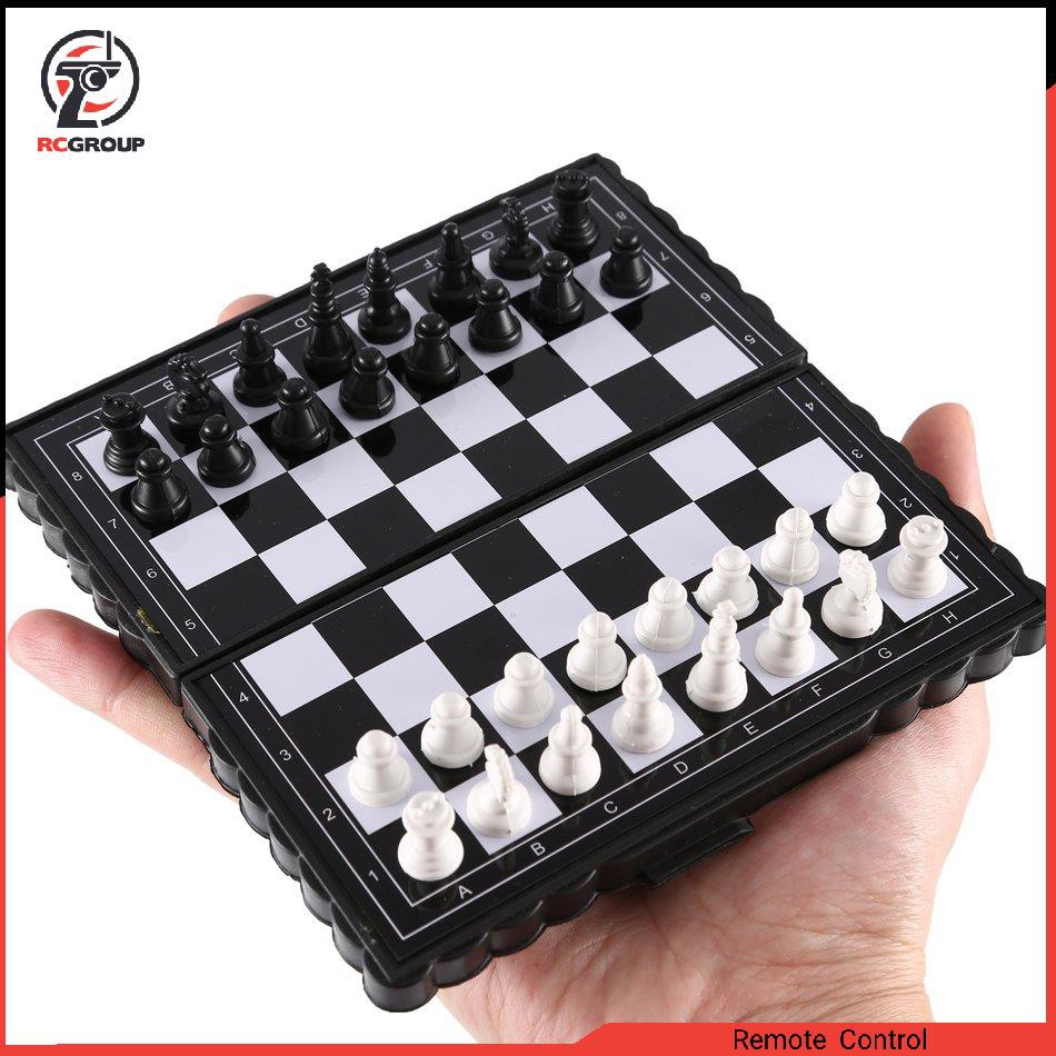 Bộ cờ vua có nam châm bằng nhựa có thể gấp gọn tiện dụng