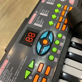 Đàn organ kèm mic hát cho bé