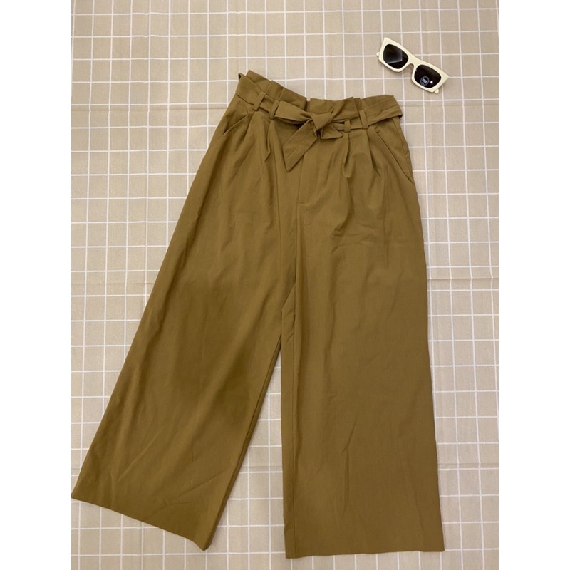 Quần ống rộng Monotalk size S