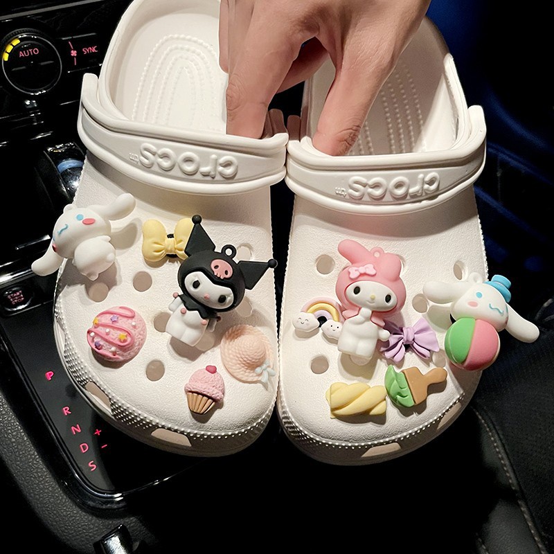 phụ kiện dép Crocs charm DIY khóa giày crocs jibbitz Nhựa trang sức Phụ kiện trang trí giày crocs nút trang trí giày trẻ em Dép Sandal Đồ trang sức Quà tặng sáng tạo món quà đặc biệt