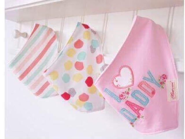 Sét 3 yếm Momcare Siêu Ngộ Nghĩnh | BigBuy360 - bigbuy360.vn