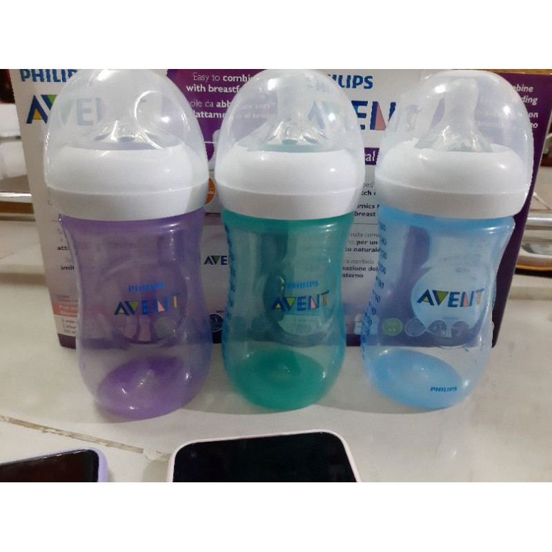 Bình sữa Avent 260ml cho bé