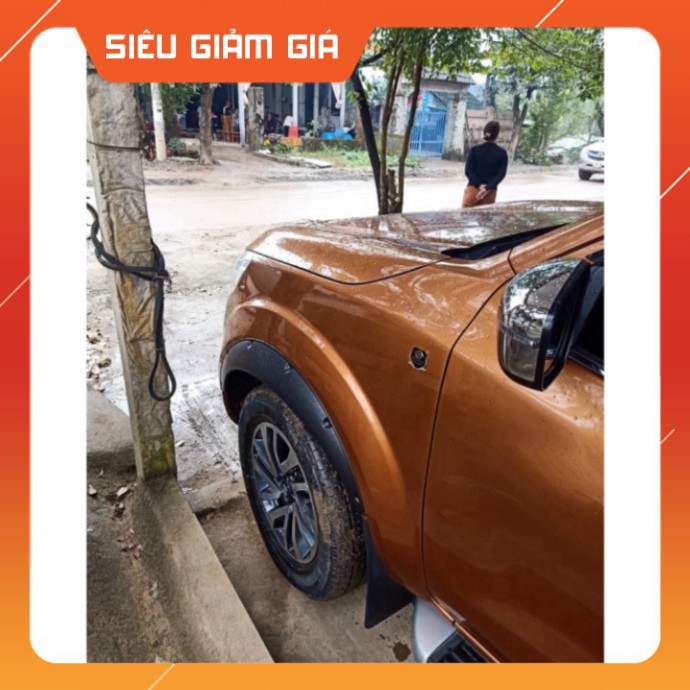 Cua Lốp Thể Thao Nissan Navara Hàng Loại 1 lăp Cho từ 2005-2020 Hàng Cao Cấp