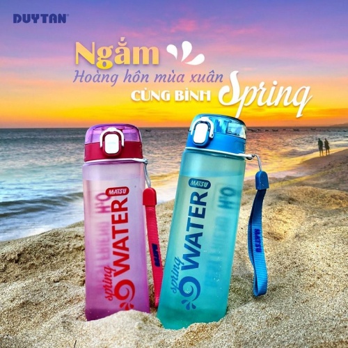 Bình nước nhựa SPRING Duy Tân 700ml - Bật nắp tiện lợi uống nước chỉ 1 chạm