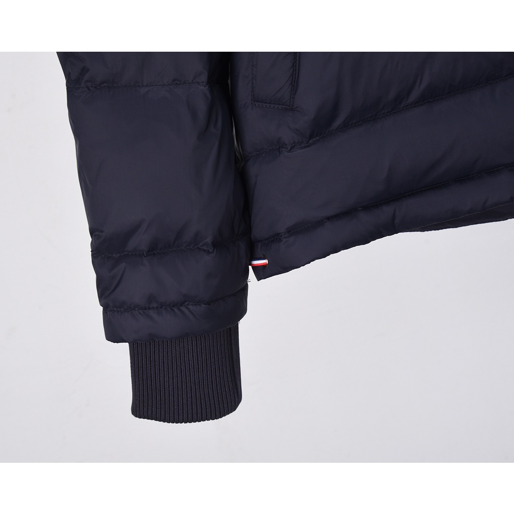 Áo khoác lông vũ nam cao cấp có nón Thom Brow.ne 4-Bar 8892 Áo phao nam thiết kế tay áo kẻ sọc cực sang trọng