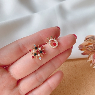 Lady cute snowflake/reindeer earrings