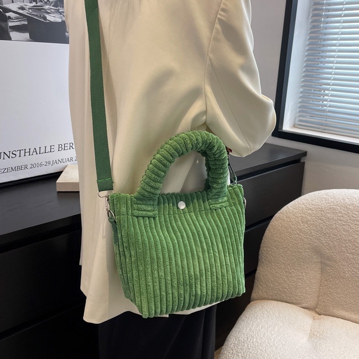 Túi Xách Vải Nhung Thời Trang Hàn Quốc Đơn Giản Cho Nữ