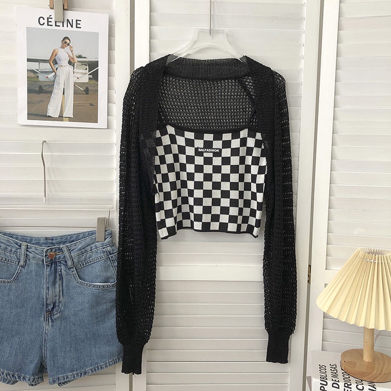Set Áo Croptop Caro + Áo Khoác Ngoài Tay Dài Smide Clothing