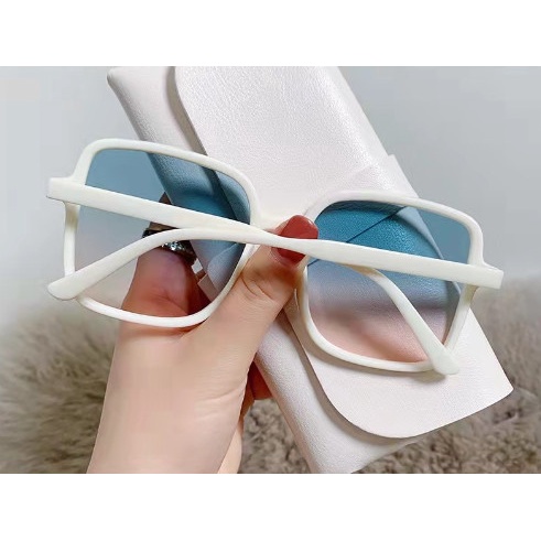 Kính mát chống tia UV400 thời trang cho nam nữ