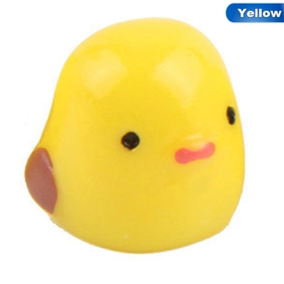 Mô hình gà con mini trang trí sân vườn