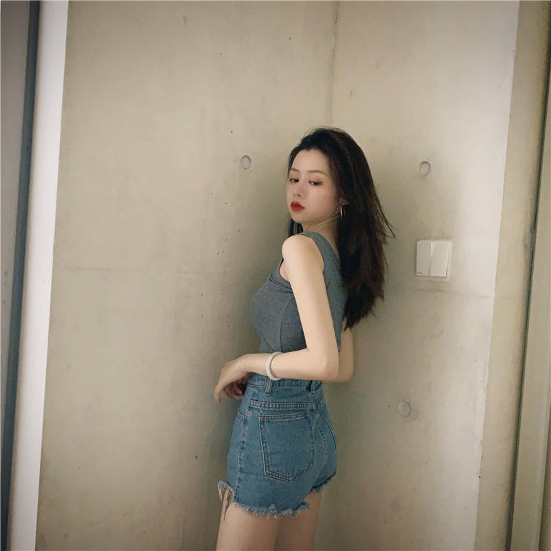 [Mã FAMAYWA giảm 10K đơn 50K] Áo thun sát nách phong cách Hàn Quốc năng động trẻ trung dành cho nữ | BigBuy360 - bigbuy360.vn