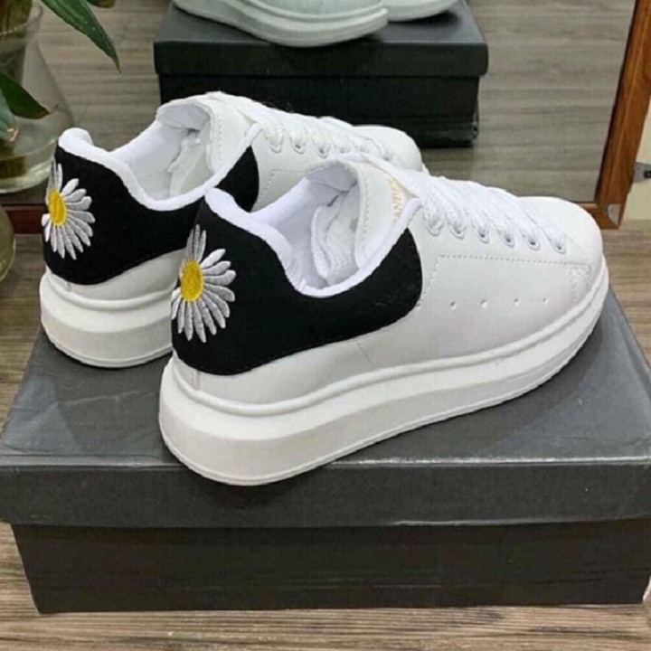 FREE SHIP Giày thể thao nữ thêu hoa cúc họa mi siêu đẹp | BigBuy360 - bigbuy360.vn