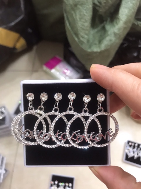 Hộp 3 đôi khuyên tai đính đá sành điệu