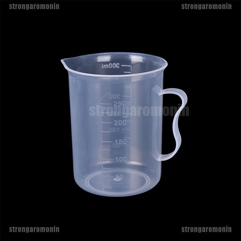 Cốc Đong Bằng Nhựa 20 / 30 / 50 / 300 / 500 / 1000ml