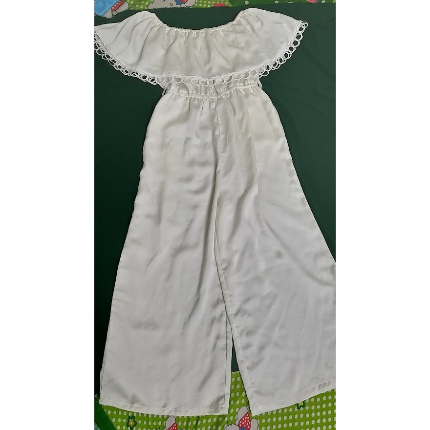 THANH LÝ JUMSUIT TRỄ VAI
